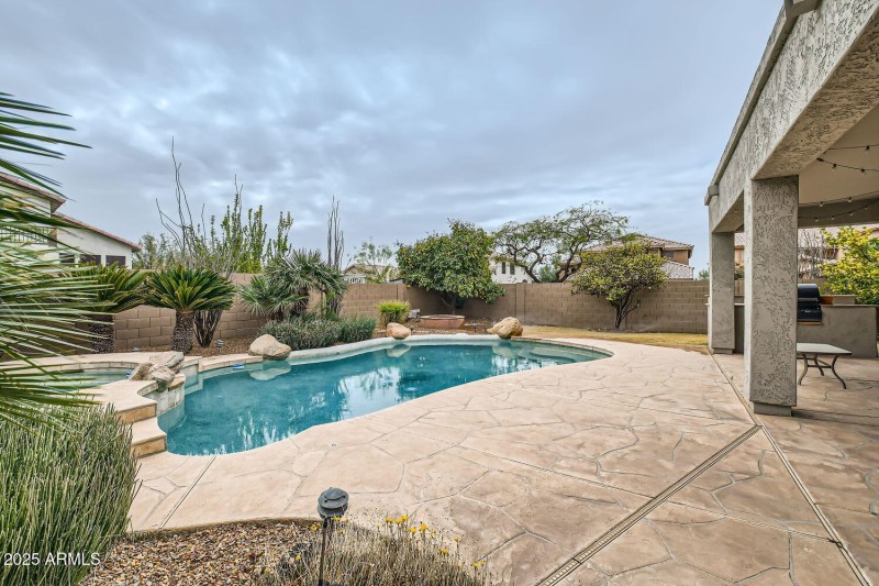 4803 E Barwick Dr - Web Quality - 026 -
