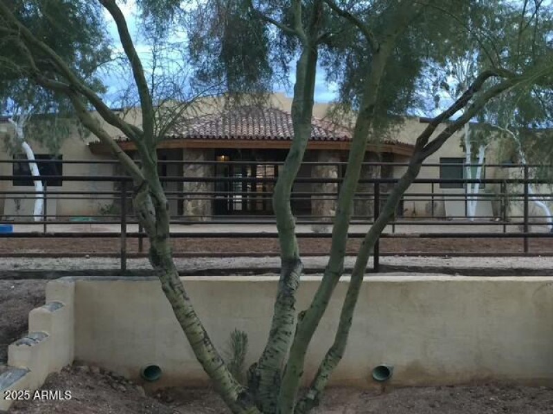 Front + presentation