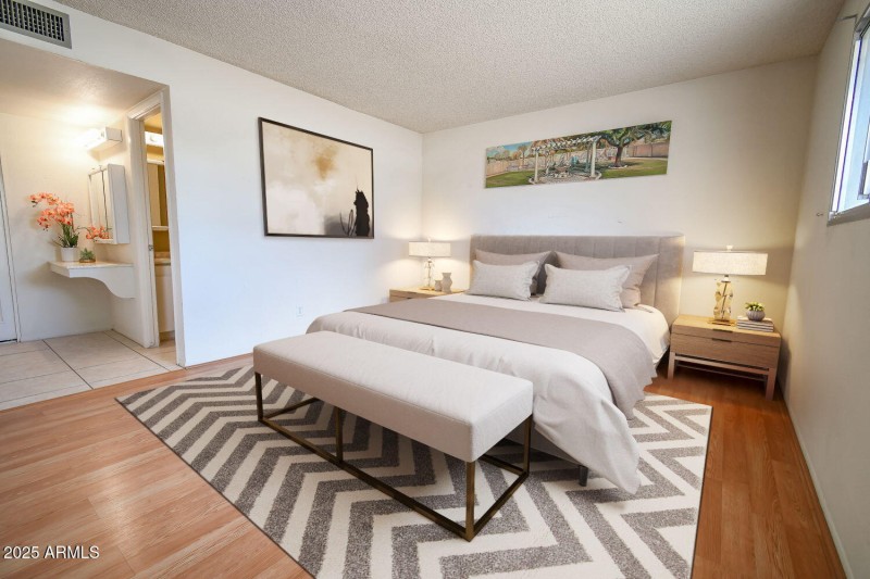 6-web-or-mls-Shea-(Master Bedroom)10_VS