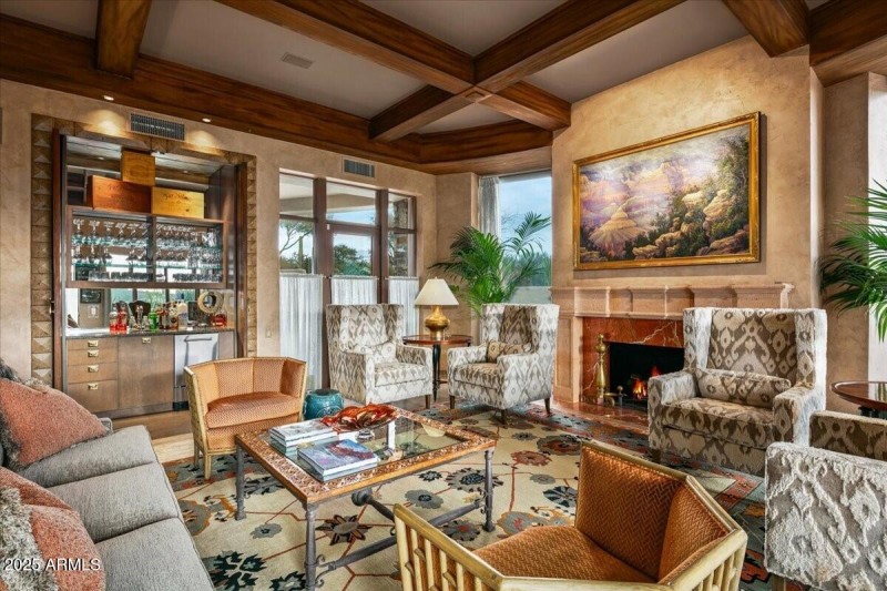 010_Living Room Details