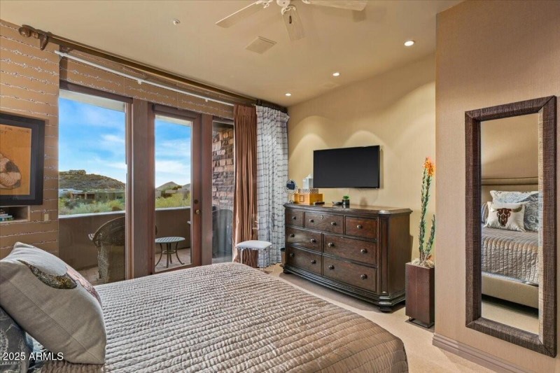 030_Guest Bedroom 1 Ensuite Details