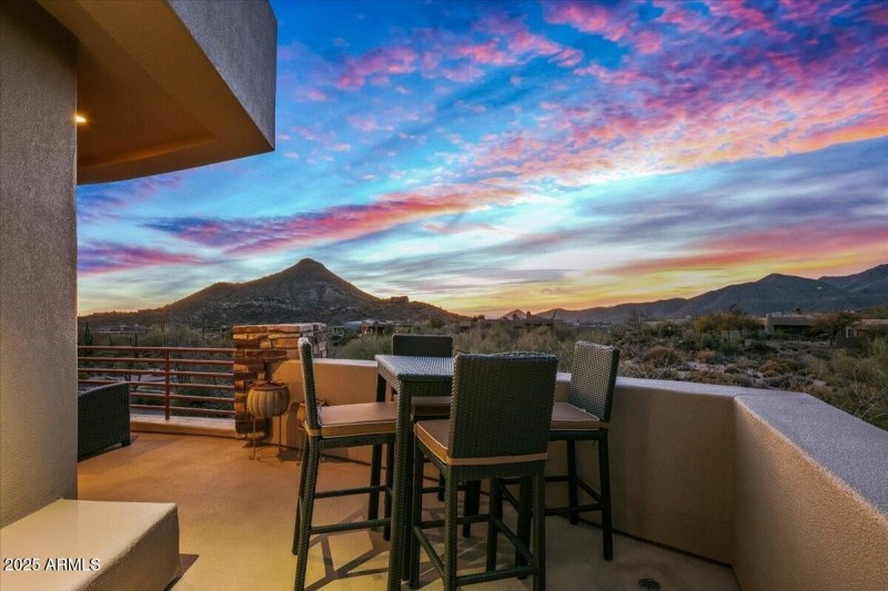 035_Guest Patio Views