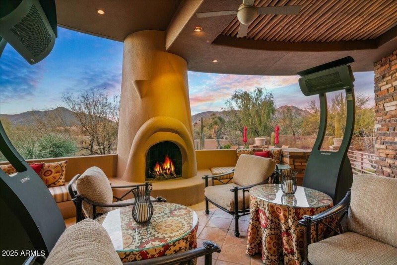 040_Outdoor Living Areas