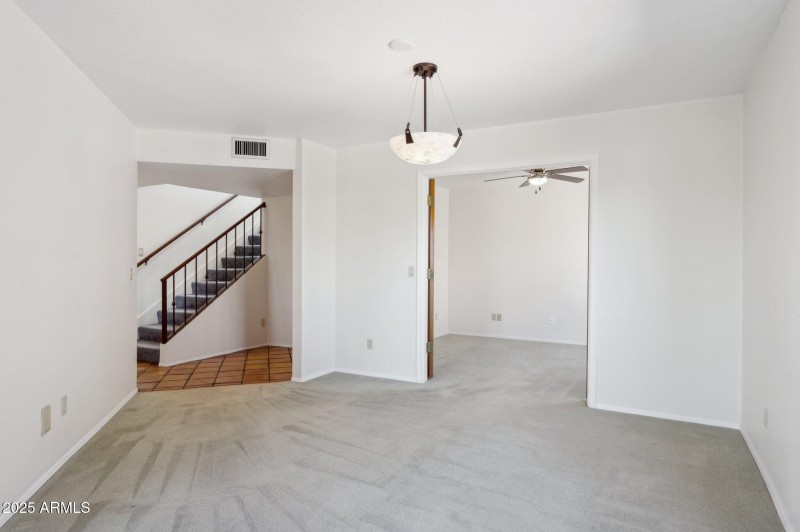 6-web-or-mls-15834-e-sunflower-dr-1