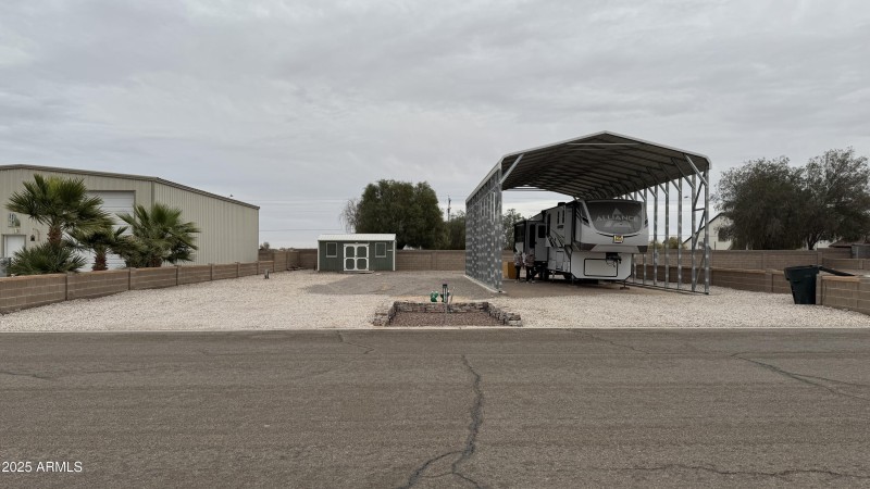 11671 Coyote Wash Street, Wellton, AZ 85