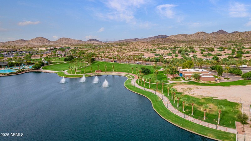 North Lake - Fountains
