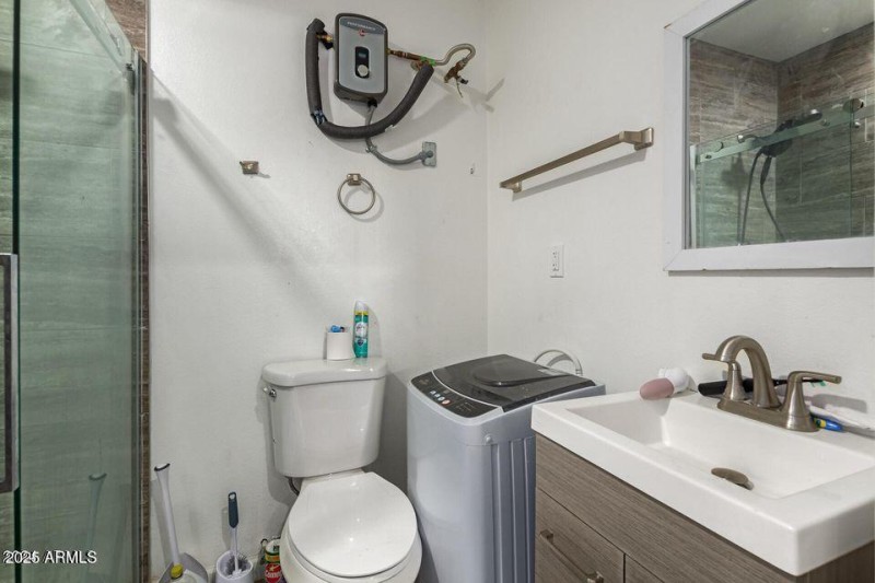 unit 5 bathroom