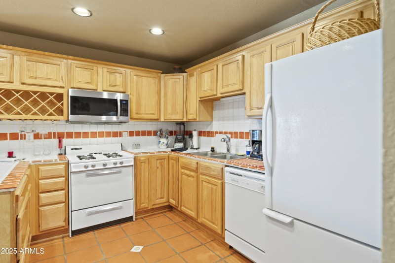 48236 N 519th Ave00026