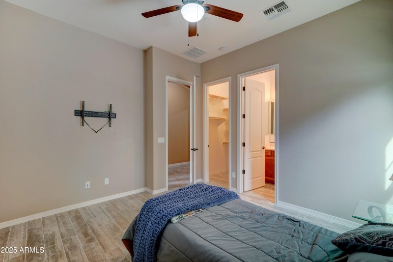 Ensuite-1st floor
