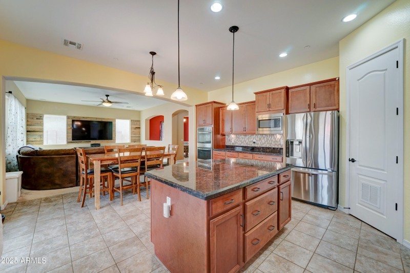 Kitchen-LR