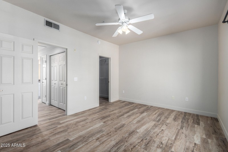 16 - Paradise Village 1068