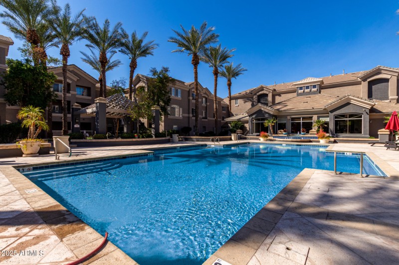 24 - Paradise Village 1068