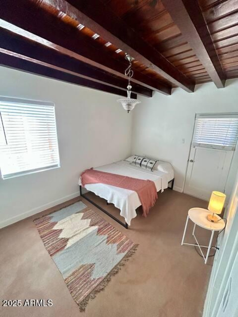 c52adaf4-df19-40e8-9d03-8858255d525e