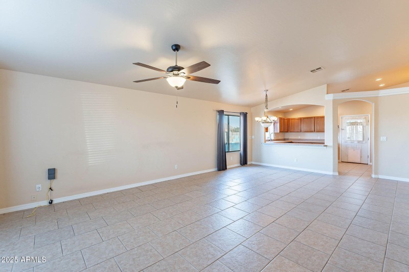 Living/Dining Area