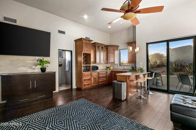 065_Comprehensive Guest Home