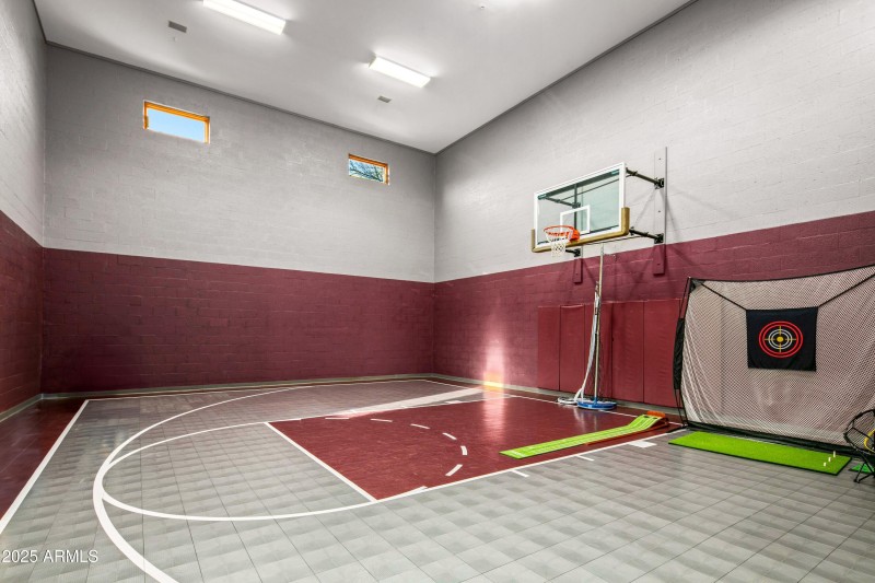 069_28' X 40' Sports Court