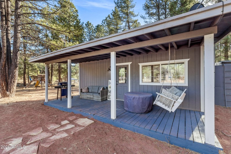 7240 E Knighthood Ln-16
