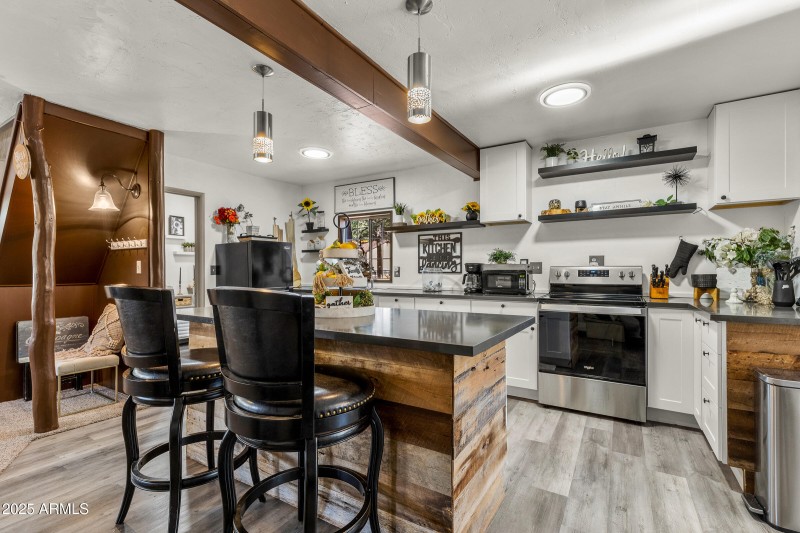 7240 E Knighthood Ln-24