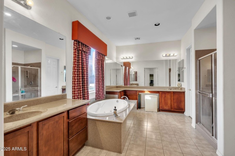 5634_N_82nd_Ave_Glendale_AZ_85303_USA-Ba