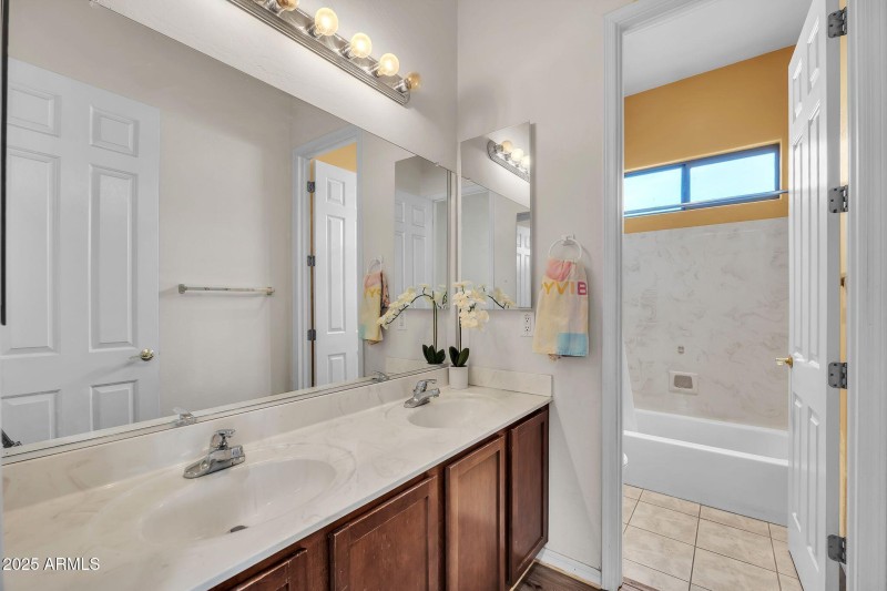 5634_N_82nd_Ave_Glendale_AZ_85303_USA-Ba