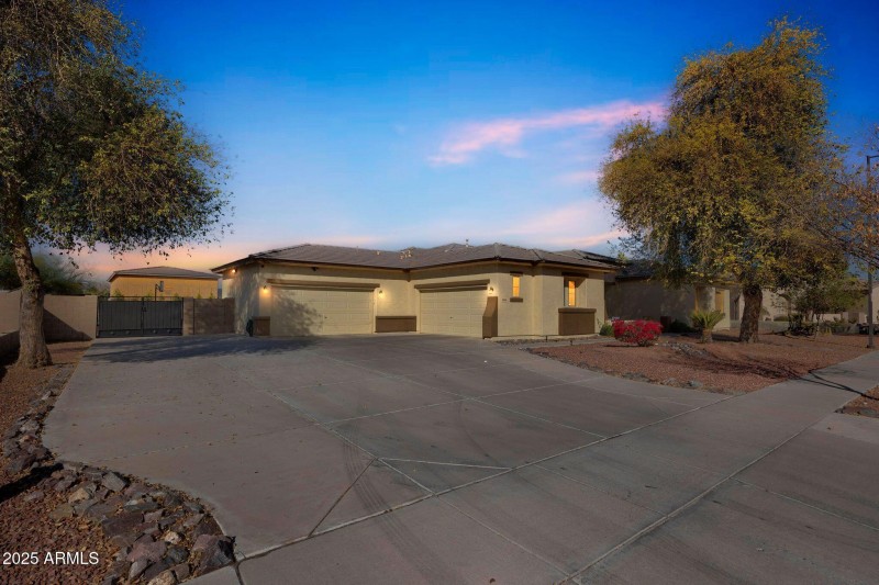 5634_N_82nd_Ave_Glendale_AZ_85303_USA-Ex