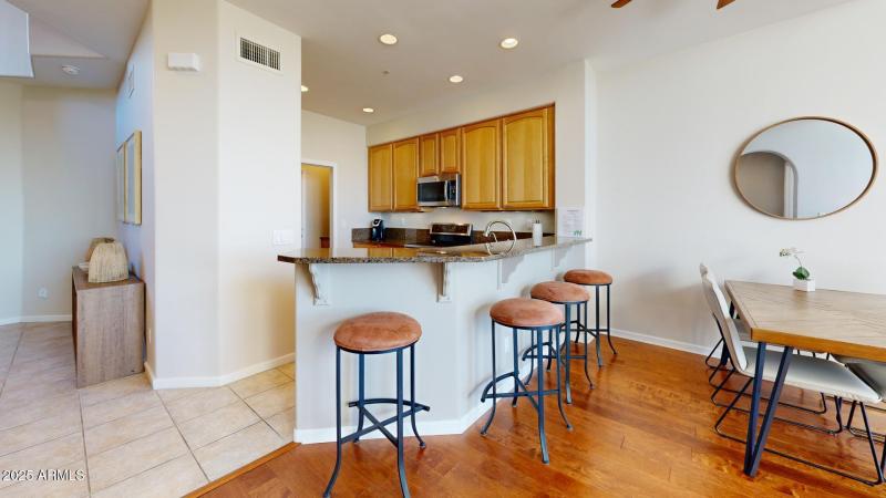 28444-N-101st-Pl-Kitchen