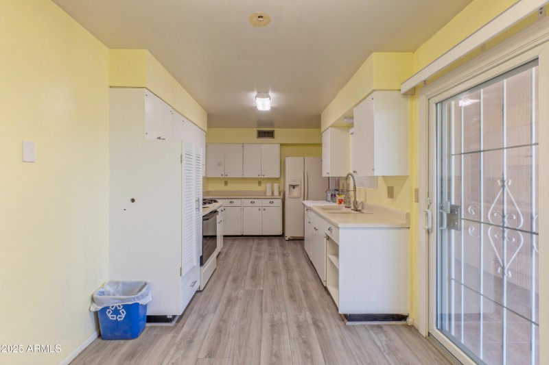 Kitchen 3