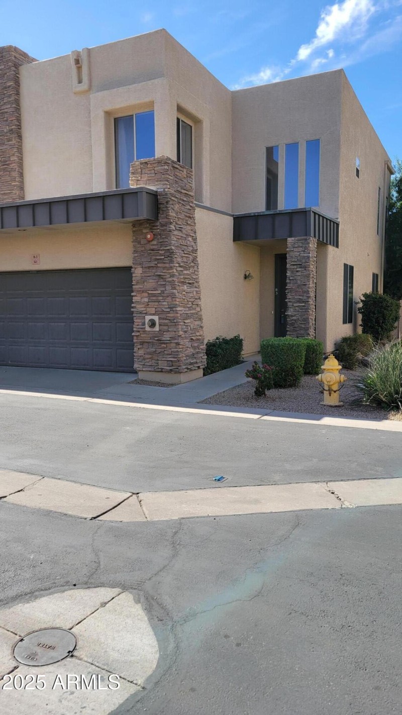3-Interior Townhome B3