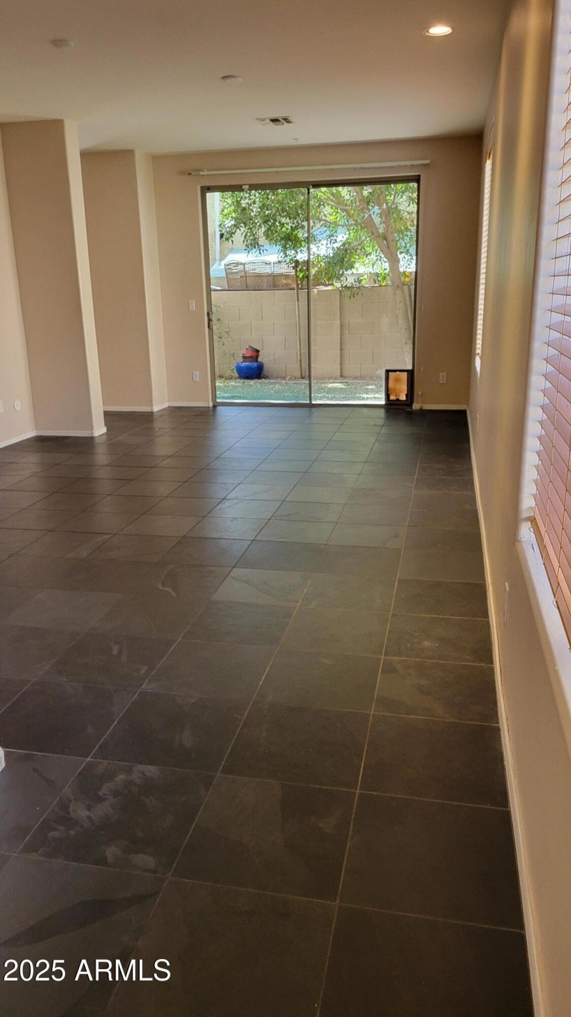 4-Large Great Room, Tiled Floors