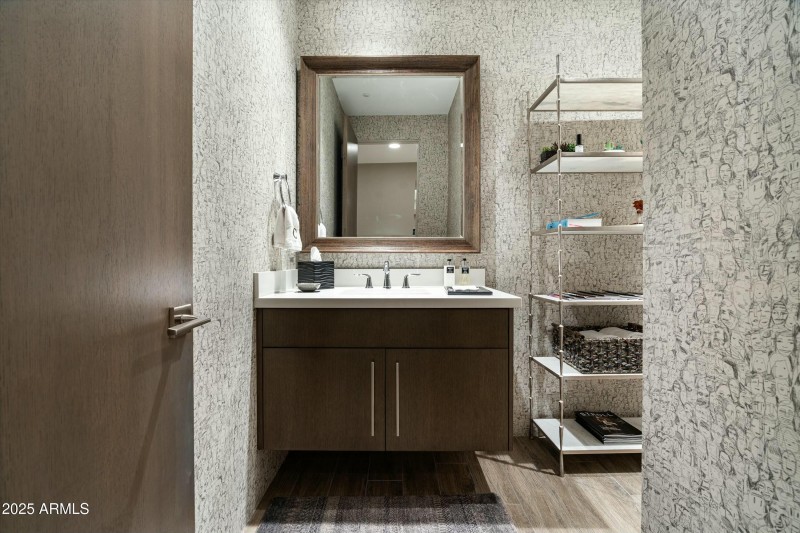 POWDER ROOM