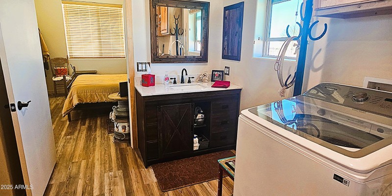 wash room and laundry