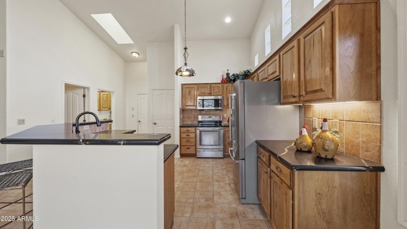 Interior - 3033 Glenview Dr-11