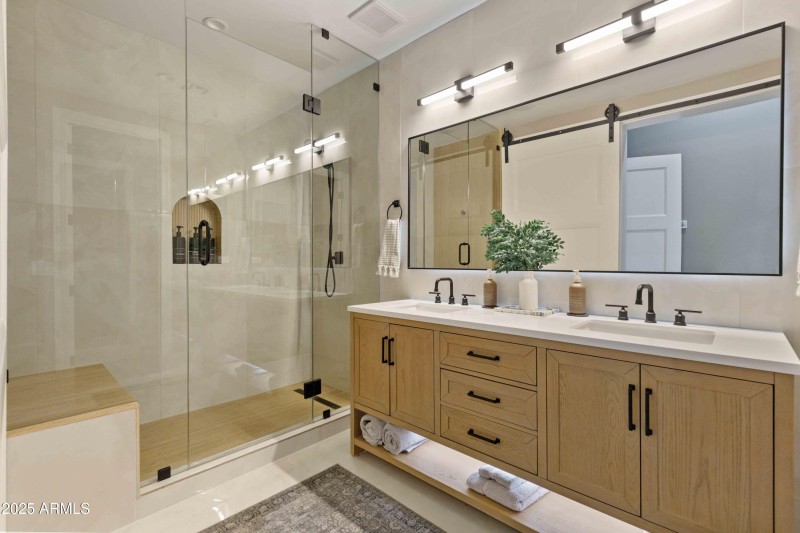 Bedroom 2 Ensuite