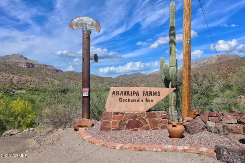 Aravaipa Farms