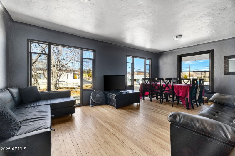 UNIT 1 LIVING ROOM