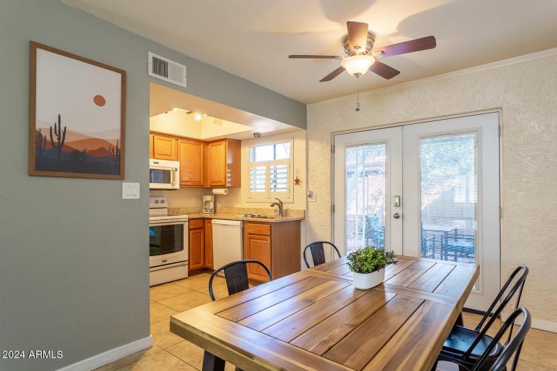 Scottsdale Condo BnB-14