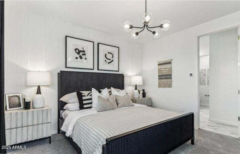 Veranda Primary Suite