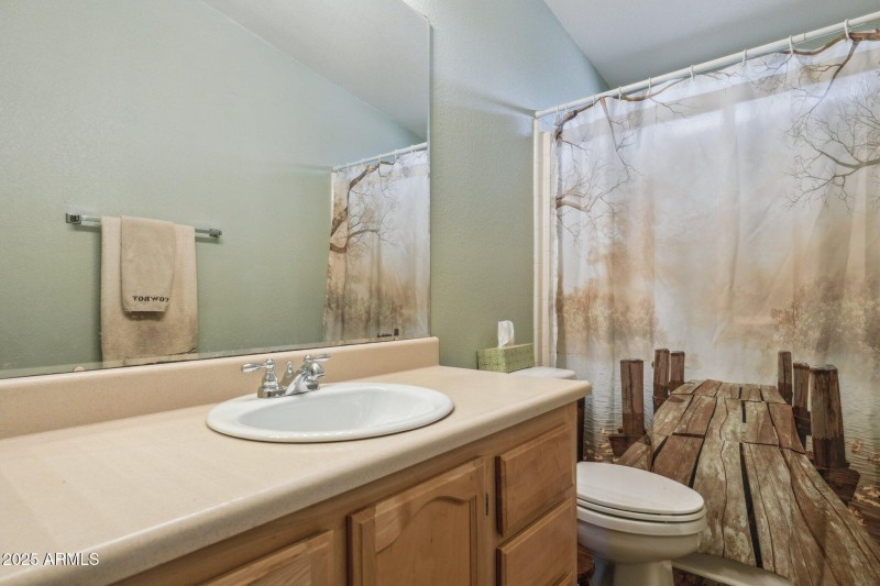 19-web-or-mls-43228-n-14th-st