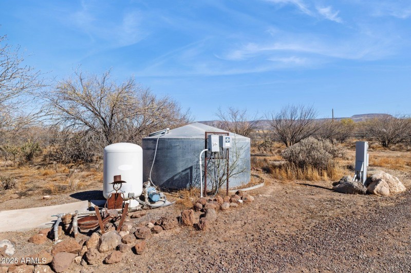 23-web-or-mls-43228-n-14th-st