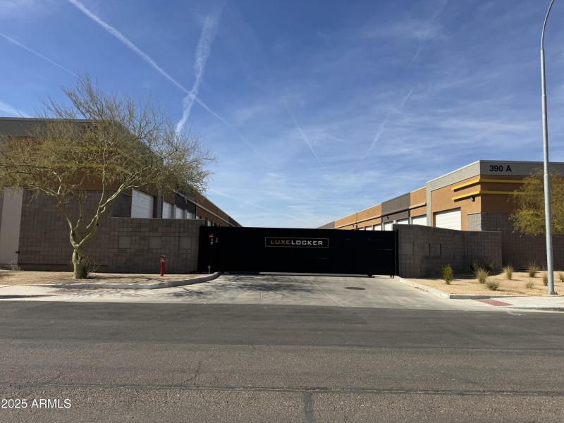 electric gate entrance