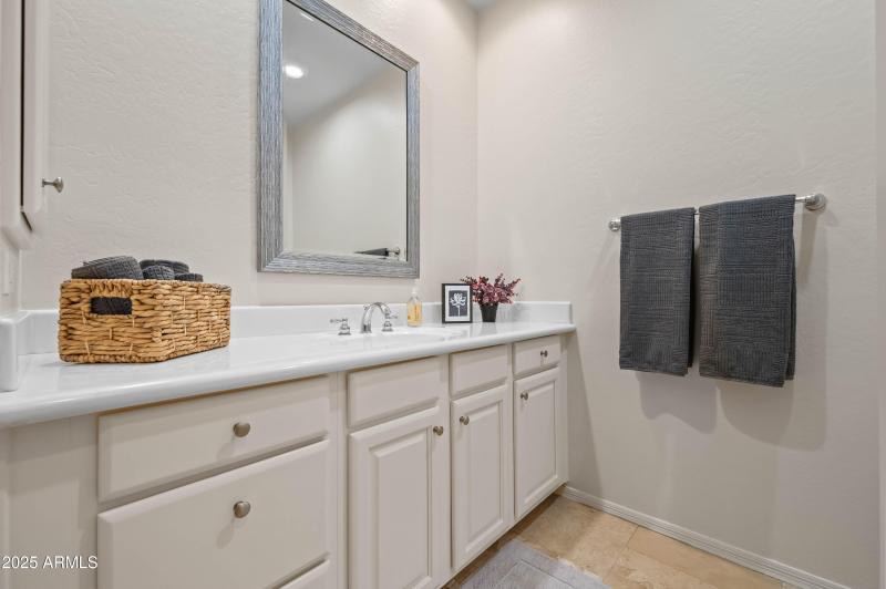 11479 E Beck Lane Scottsdale 85255-34