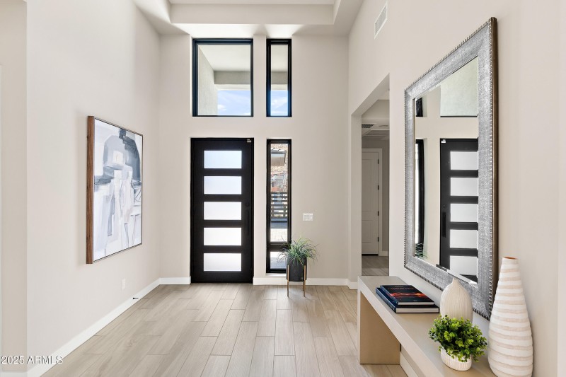 Spacious Foyer
