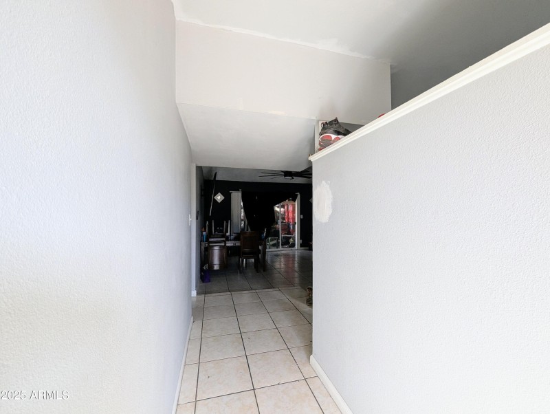 2210 W HEATHERBRAE DR