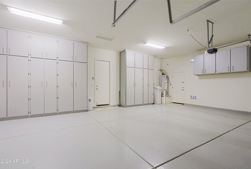 Garage 1