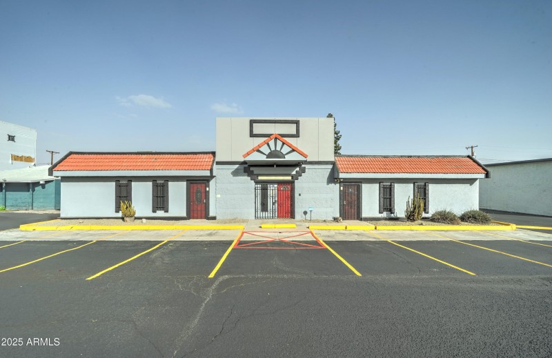 6721 N Black Canyon Hwy-1