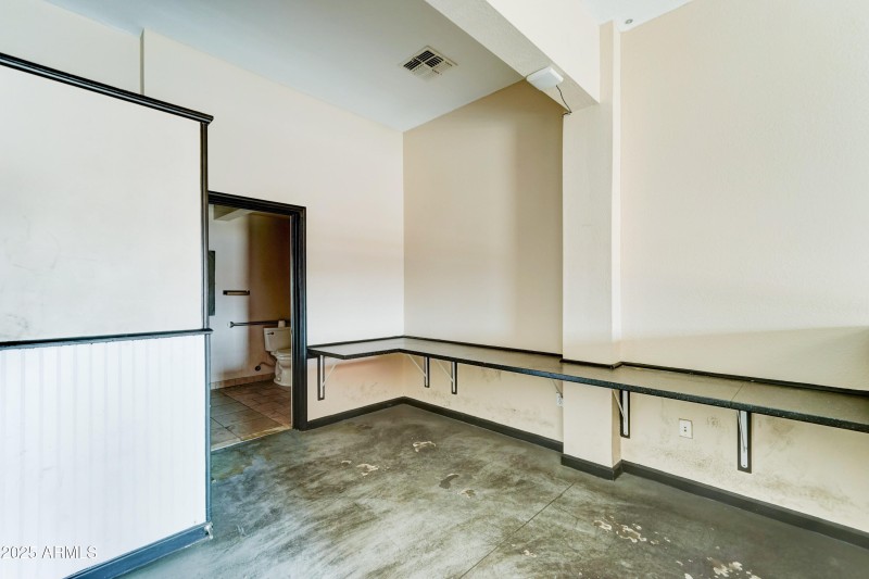 6721 N Black Canyon Hwy-10