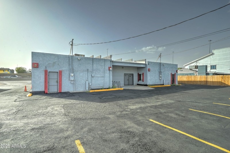 6721 N Black Canyon Hwy-41