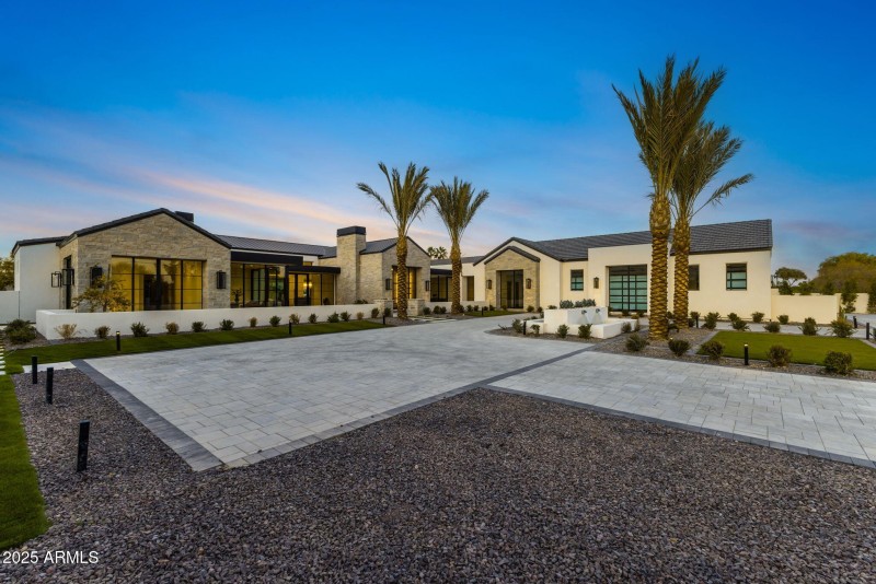 1-web-or-mls-6836-e-hummingbird-ln