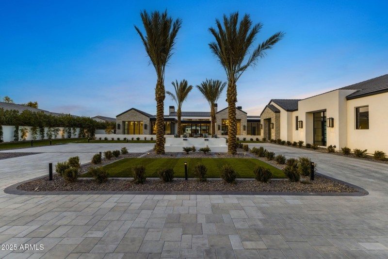 24-web-or-mls-6836-e-hummingbird-ln