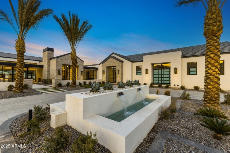 28-web-or-mls-6836-e-hummingbird-ln